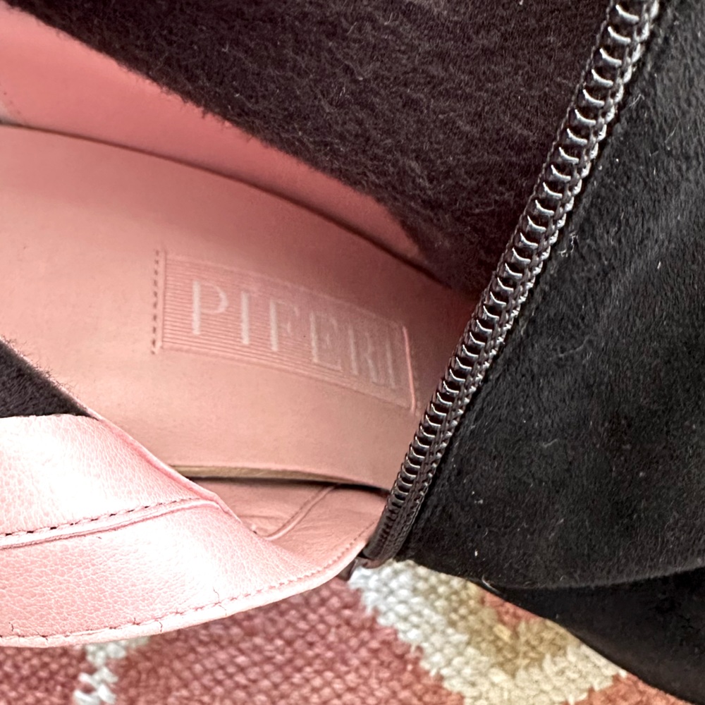 PIFERI Merlin Black Ankle Boot Vegan Suede Curved Heel elongated toe Size 40 New - Picture 13 of 13